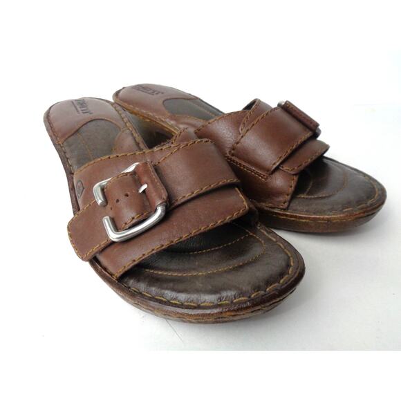 BORN EUR 42 US 10M Brown Leather Slide Sandal Shoe w Buckle & Medium Heel - Picture 1 of 7